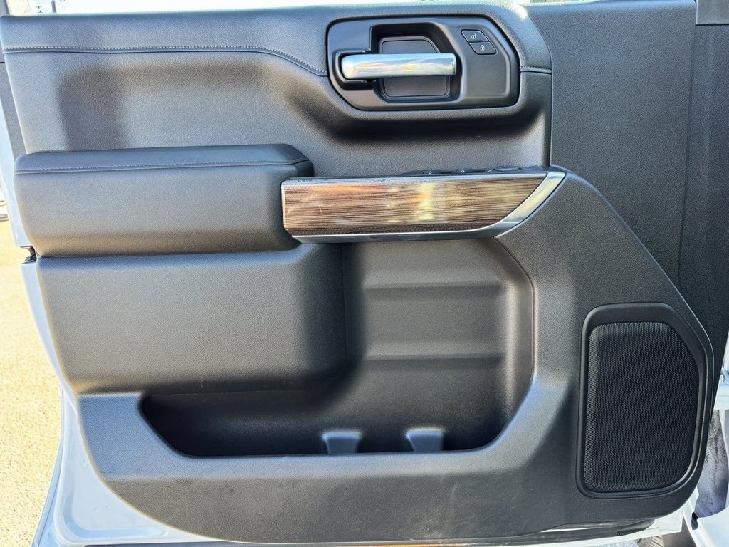 Used 2021 Chevrolet Silverado 3500 LT image 28