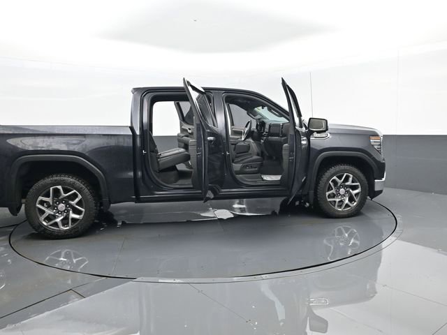 Used 2022 GMC Sierra 1500 SLT image 28