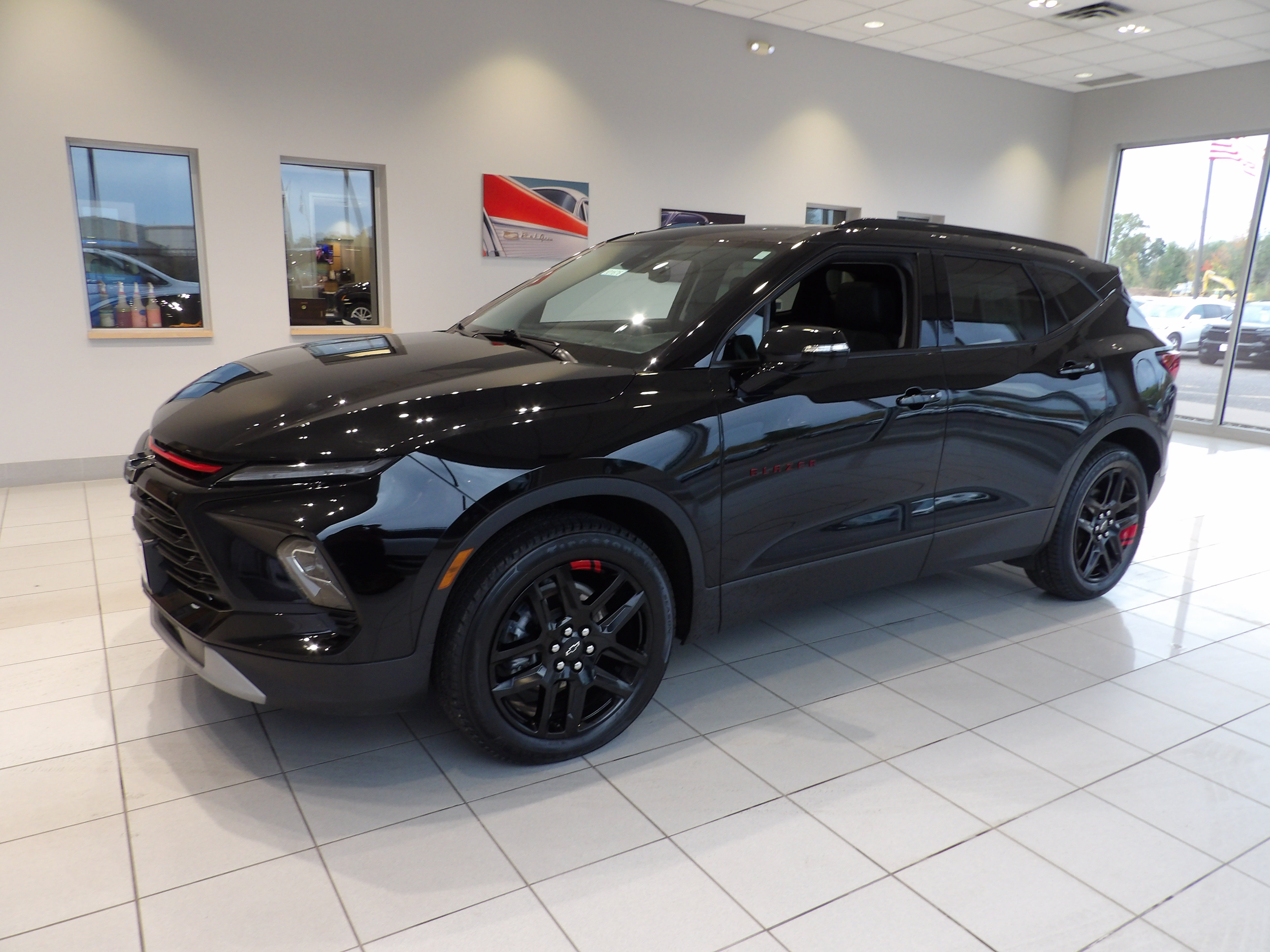 Used 2023 Chevrolet Blazer LT AWD/4WD image 1