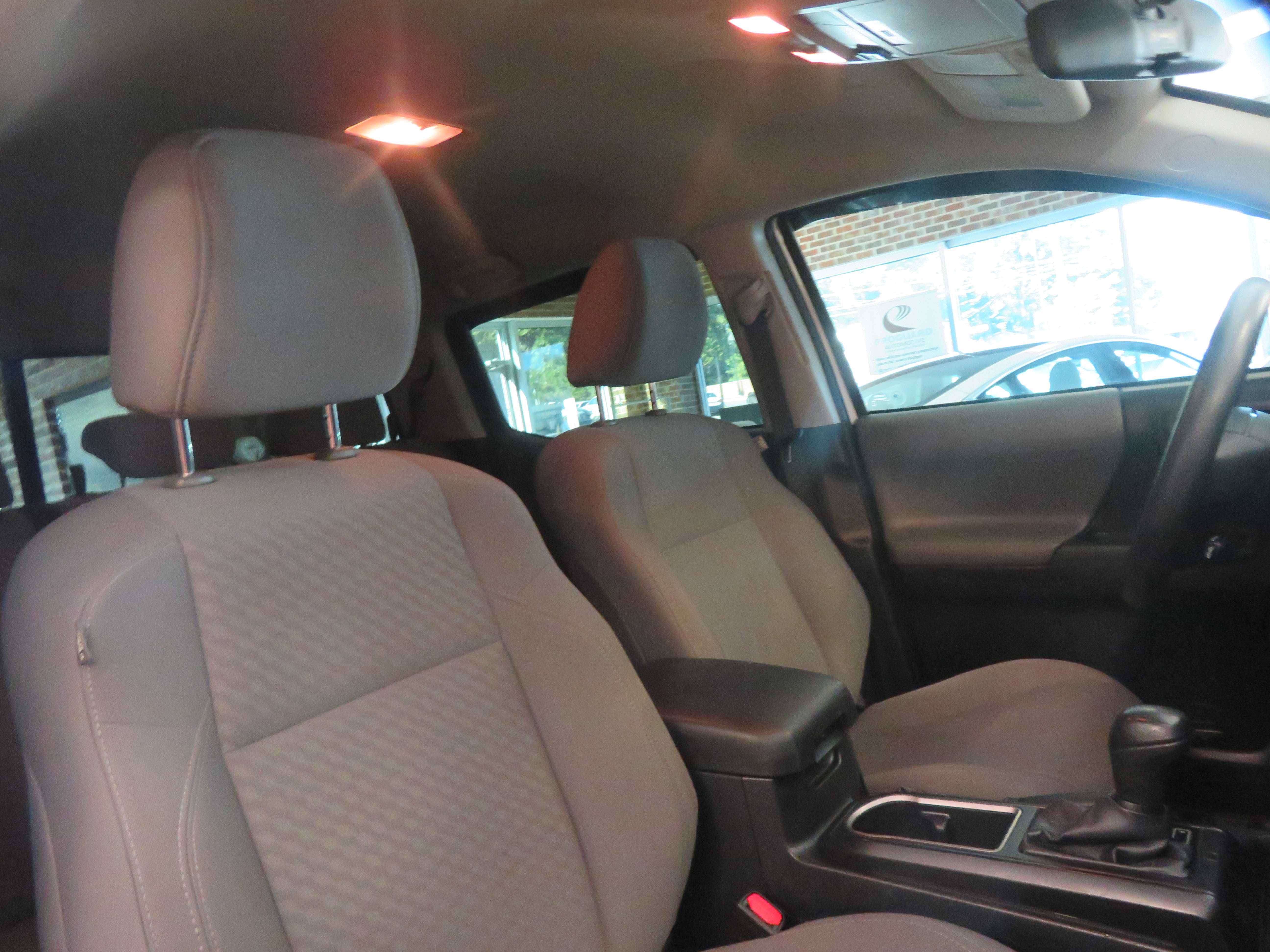 Used 2020 Toyota Tacoma SR AWD/4WD image 27