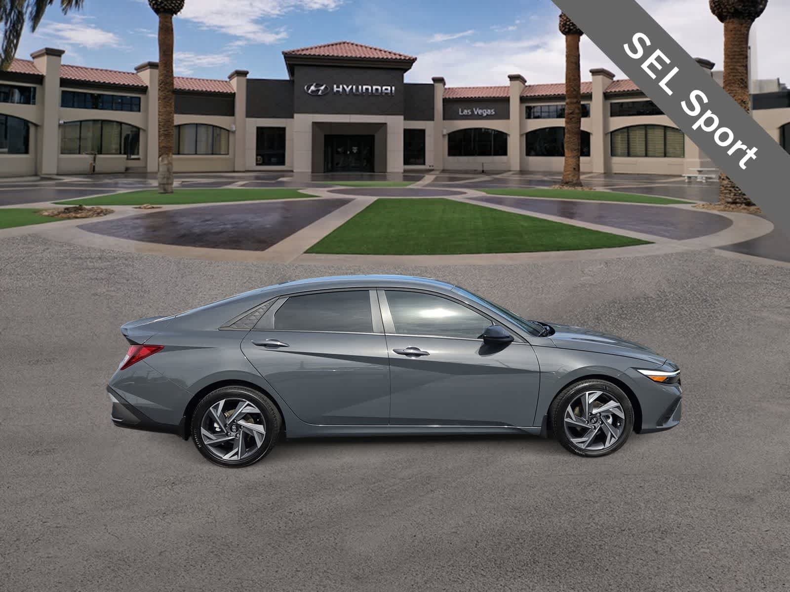 Certified 2025 Hyundai Elantra Sport FWD image 9
