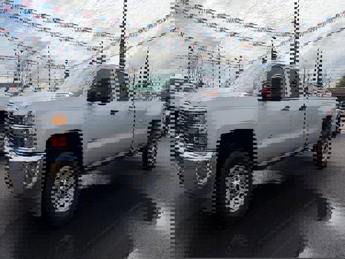 Used 2017 Chevrolet Silverado 3500 W/T w/ WT Convenience Package image 4