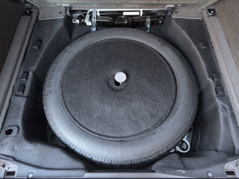 Used 2018 Land Rover Range Rover Sport HSE image 41