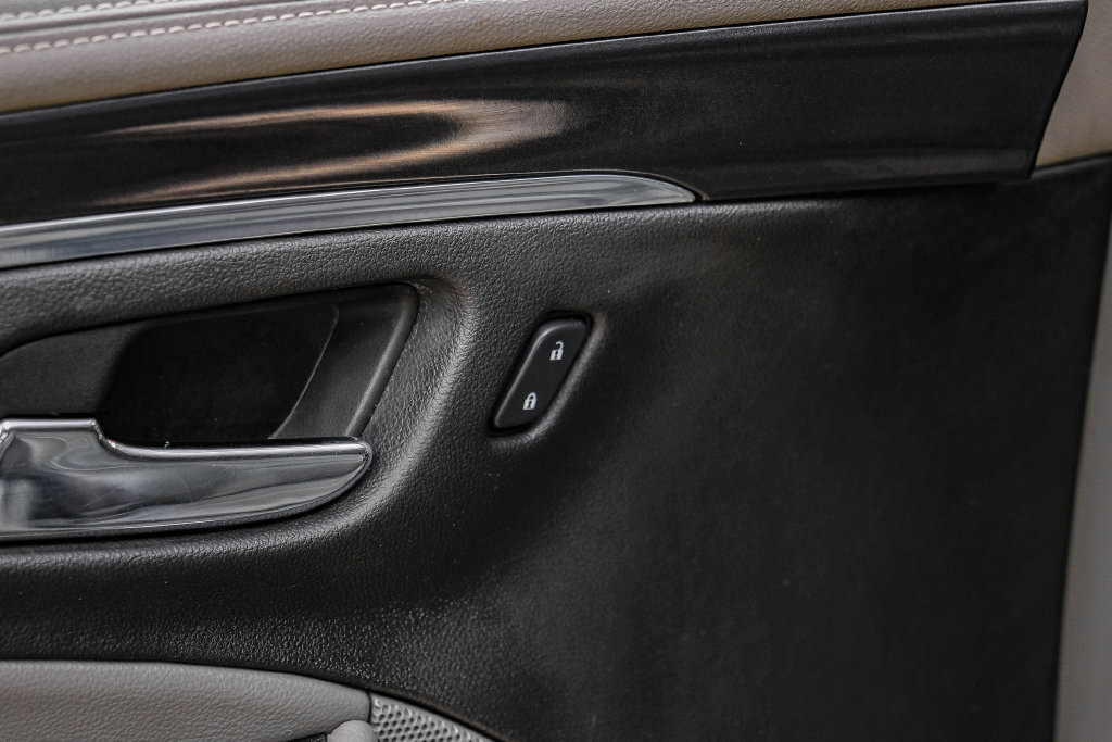 Used 2016 Chevrolet Impala LTZ FWD image 54