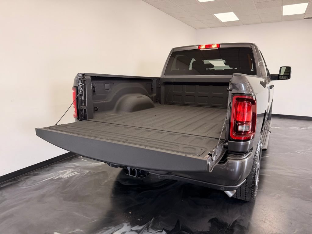 Used 2025 RAM 2500 Big Horn AWD/4WD image 8