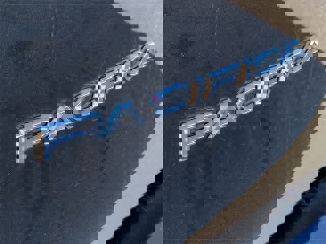 Used 2020 Chrysler Pacifica Touring image 13