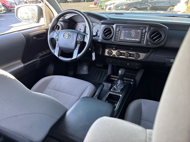 Used 2019 Toyota Tacoma SR image 22