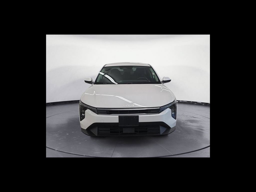 Used 2025 Kia K4 FWD image 9