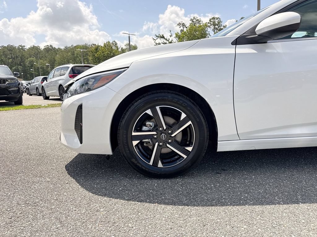 Used 2024 Nissan Sentra SV FWD image 13