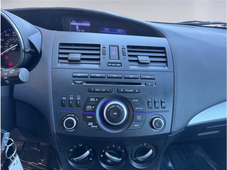 Used 2012 MAZDA MAZDA3 i Touring image 10