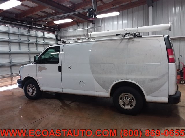 Used 2012 Chevrolet Express 2500 w/ Cold Climate Package RWD image 6