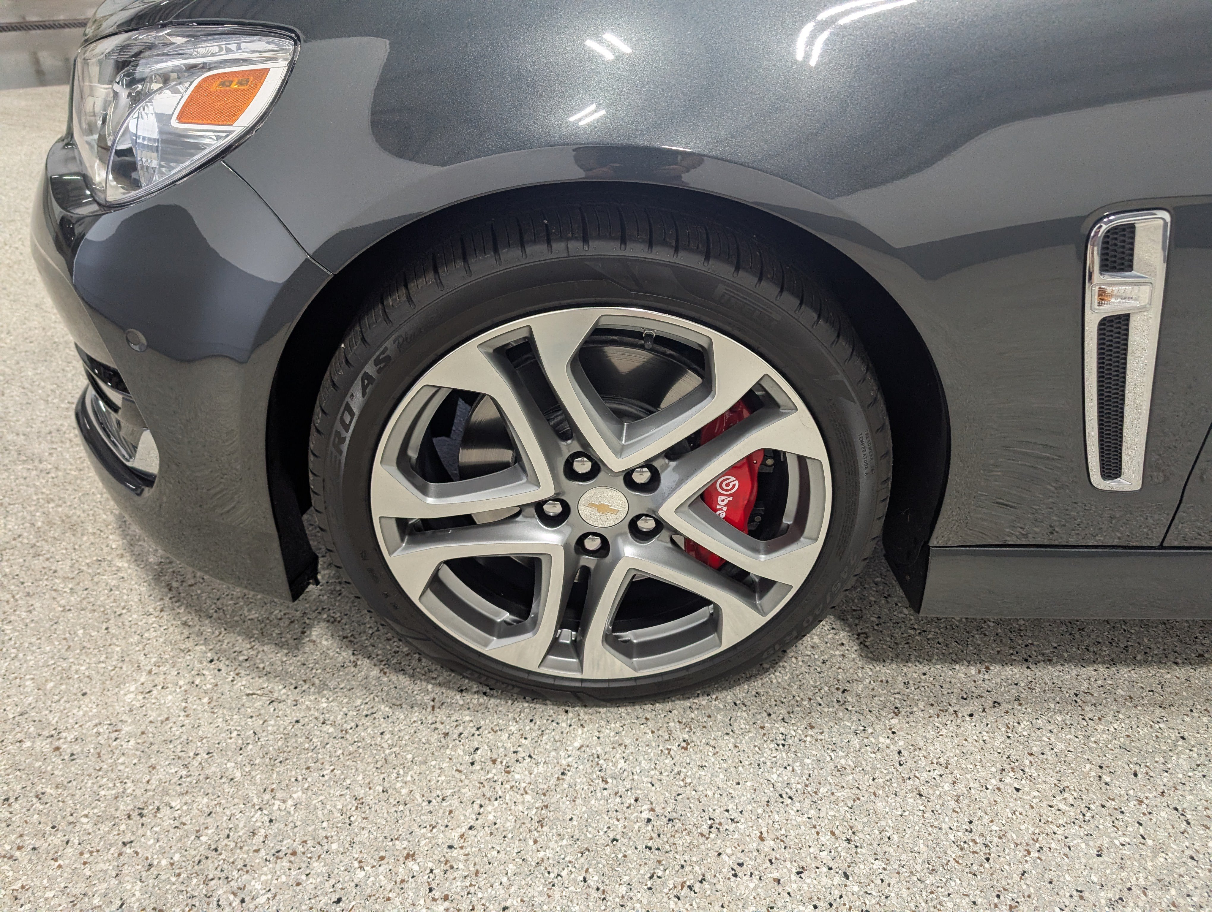 Used 2017 Chevrolet SS RWD image 9