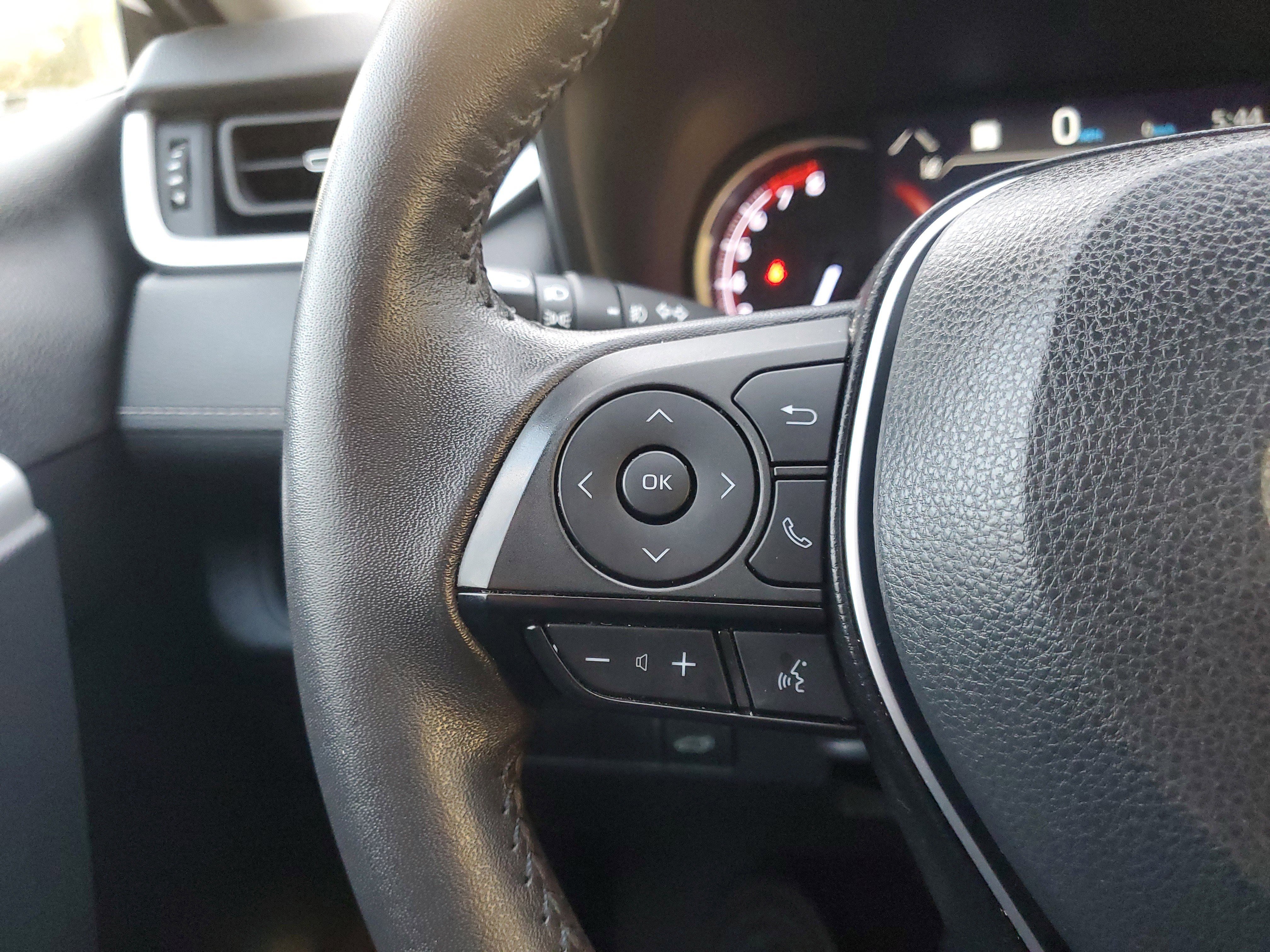 Used 2024 Toyota RAV4 XLE Premium image 23