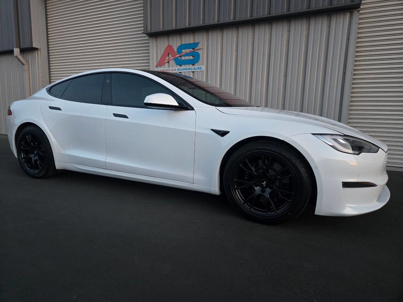 Used 2022 Tesla Model S AWD/4WD image 10
