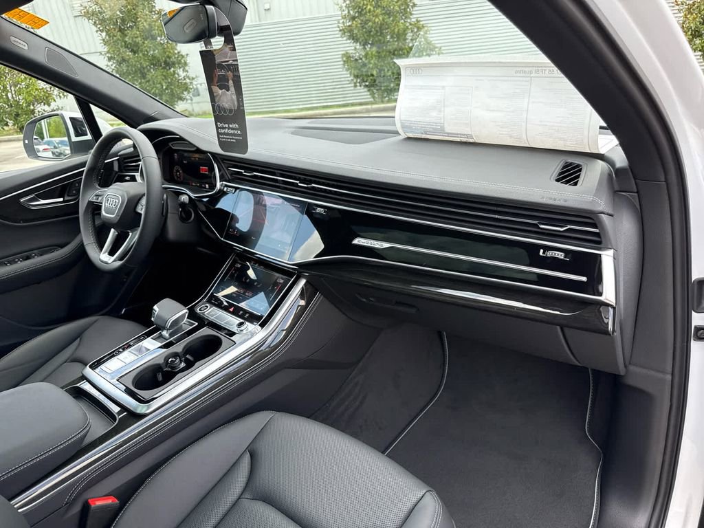 New 2025 Audi Q7 3.0T Premium Plus image 14