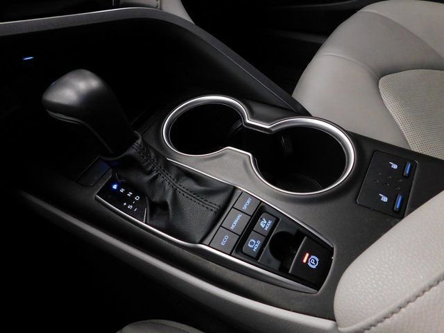 Used 2023 Toyota Camry XLE image 41