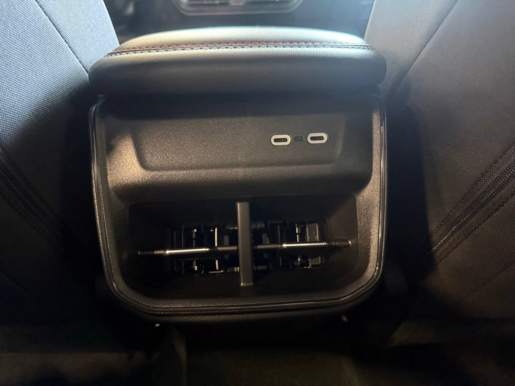 New 2026 Dodge Charger R/T w/ Blacktop Package AWD/4WD image 32