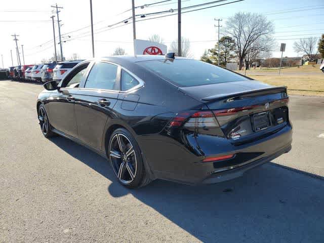 Used 2024 Honda Accord Sport image 2