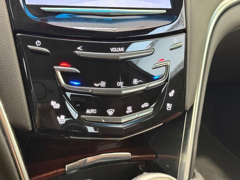 Used 2015 Cadillac XTS Luxury AWD/4WD image 21