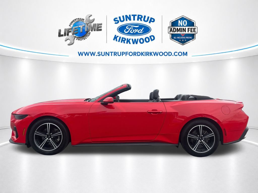 Used 2025 Ford Mustang Premium RWD image 2