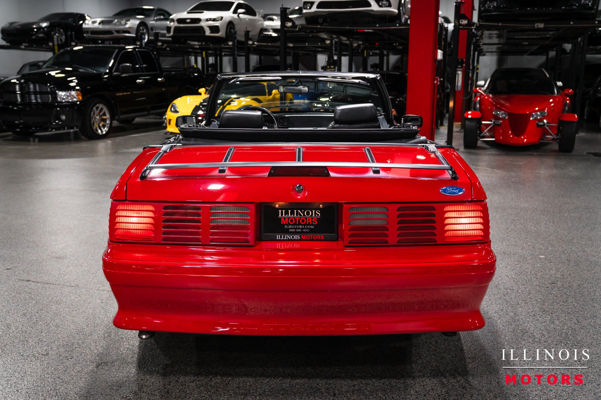 Used 1991 Ford Mustang GT RWD image 4