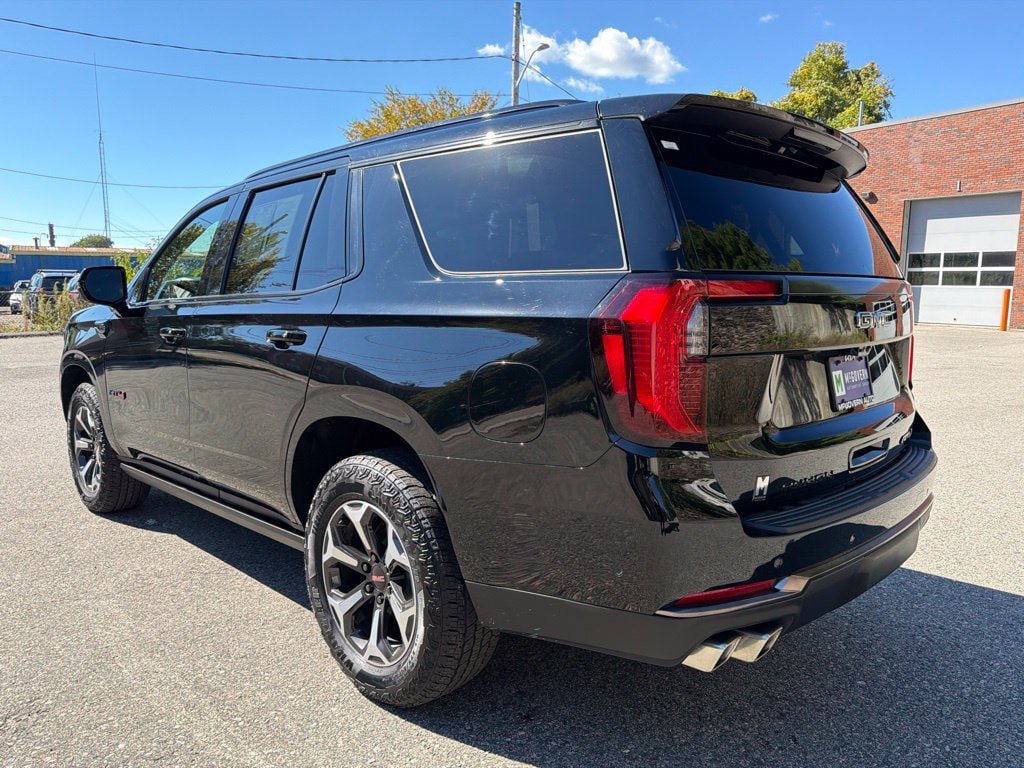 Used 2026 GMC Yukon AT4 Ultimate AWD/4WD image 5