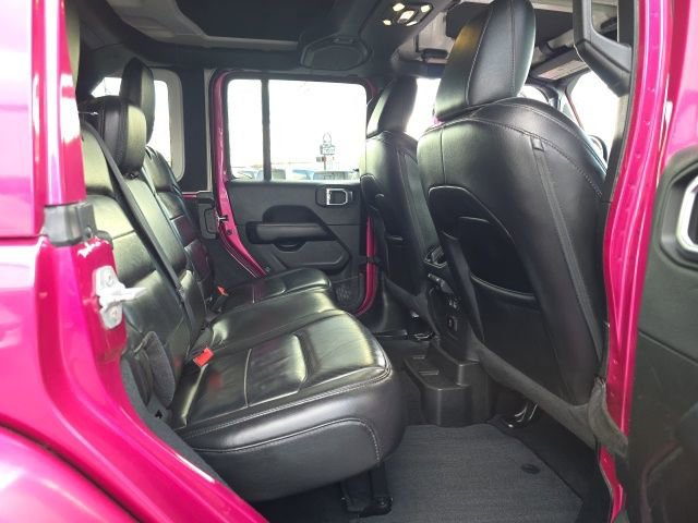 Used 2022 Jeep Wrangler Unlimited Sahara image 46