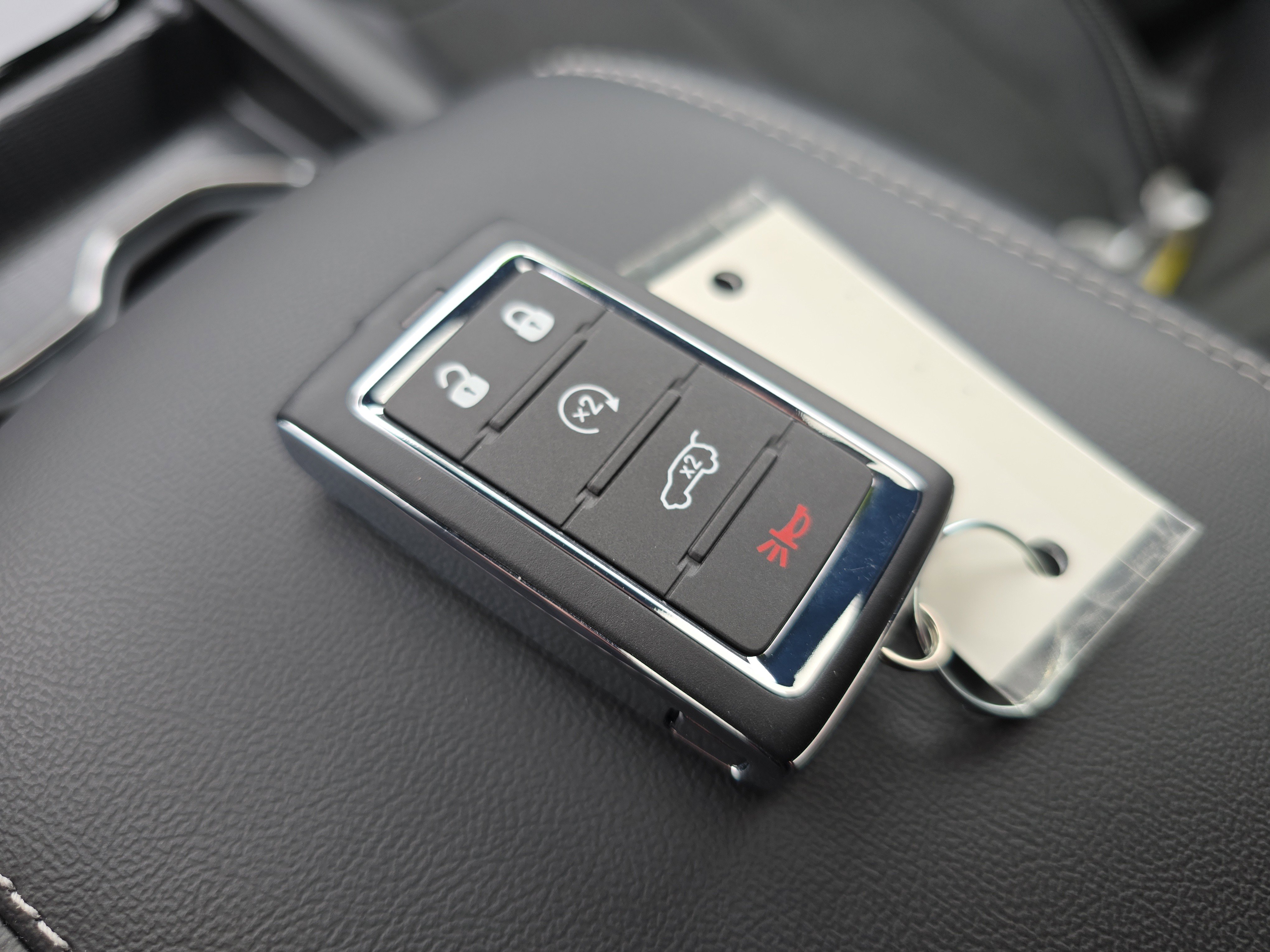 New 2026 Jeep Grand Cherokee Altitude image 32