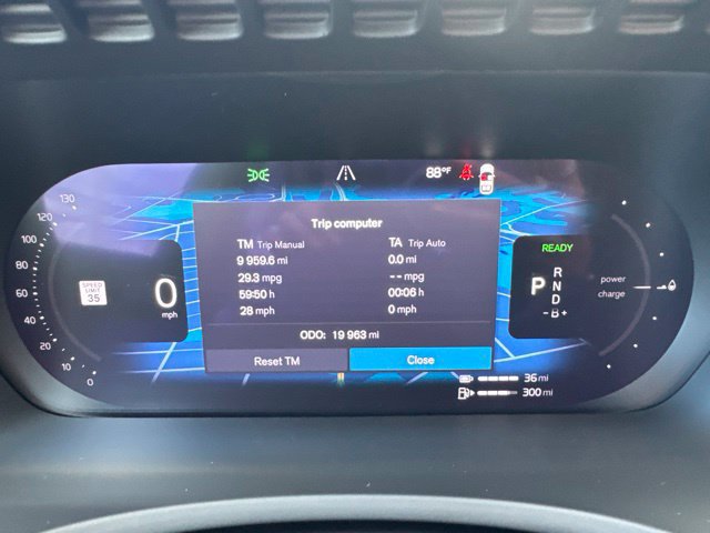 Certified 2025 Volvo XC90 T8 Plus AWD/4WD image 24