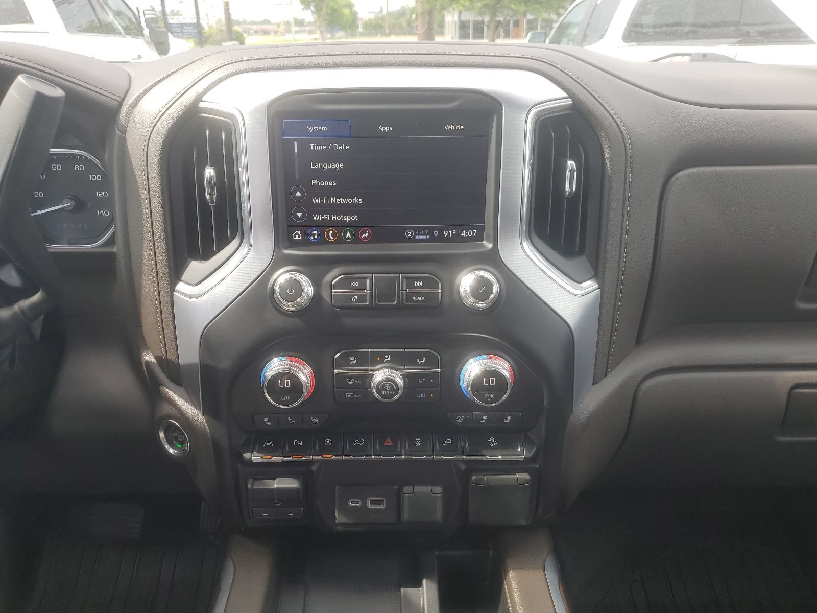 Used 2021 GMC Sierra 1500 SLT w/ SLT Premium Plus Package AWD/4WD image 10