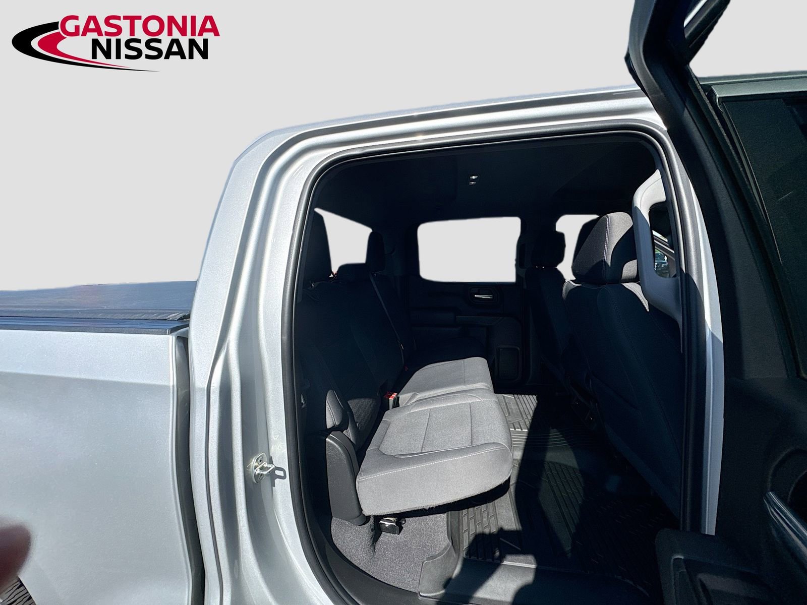 Used 2020 Chevrolet Silverado 1500 LT AWD/4WD image 35