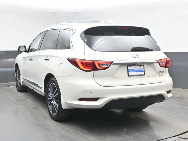 Used 2017 INFINITI QX60 FWD w/ Deluxe Technology Package image 7