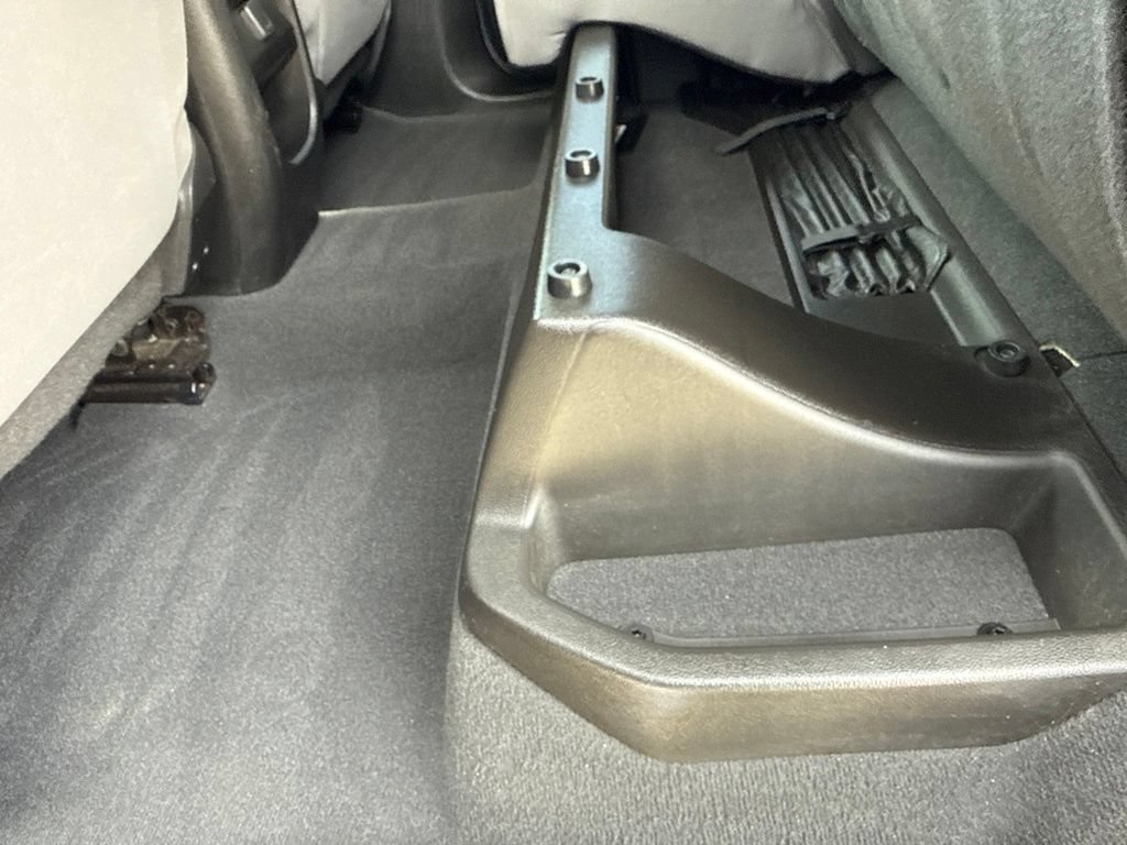 Used 2022 Chevrolet Colorado W/T w/ WT Convenience Package RWD image 30