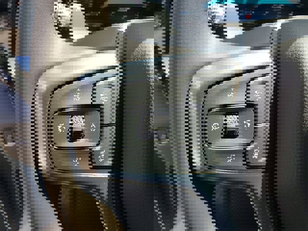 New 2026 Chevrolet Silverado 1500 LTZ w/ LTZ Premium Package image 19