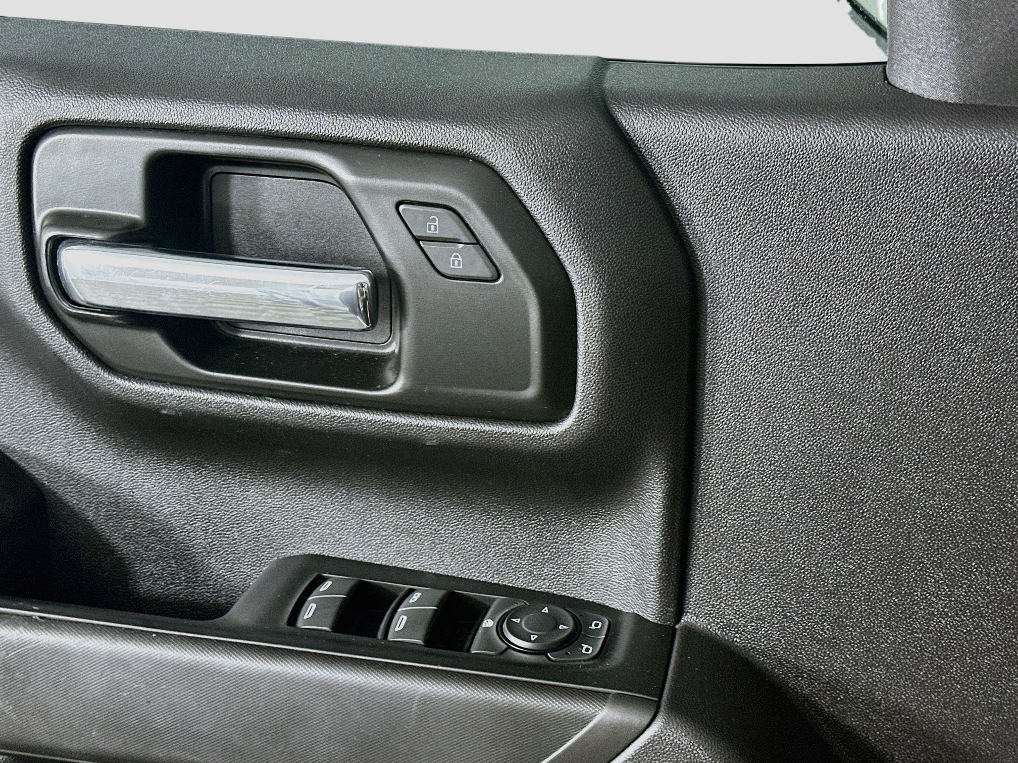 Used 2024 Chevrolet Silverado 1500 Custom RWD image 15