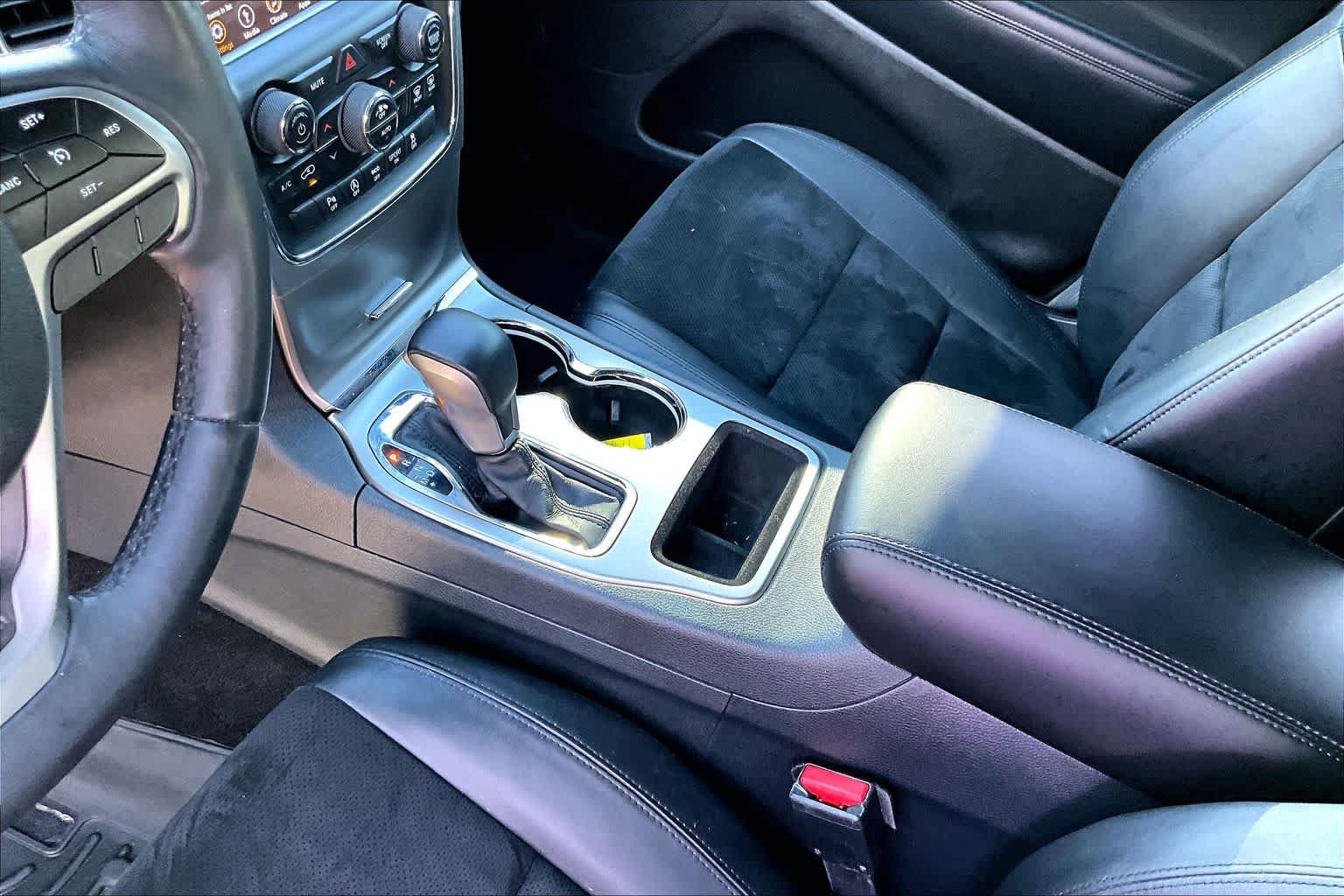 Used 2018 Jeep Grand Cherokee Altitude RWD image 17