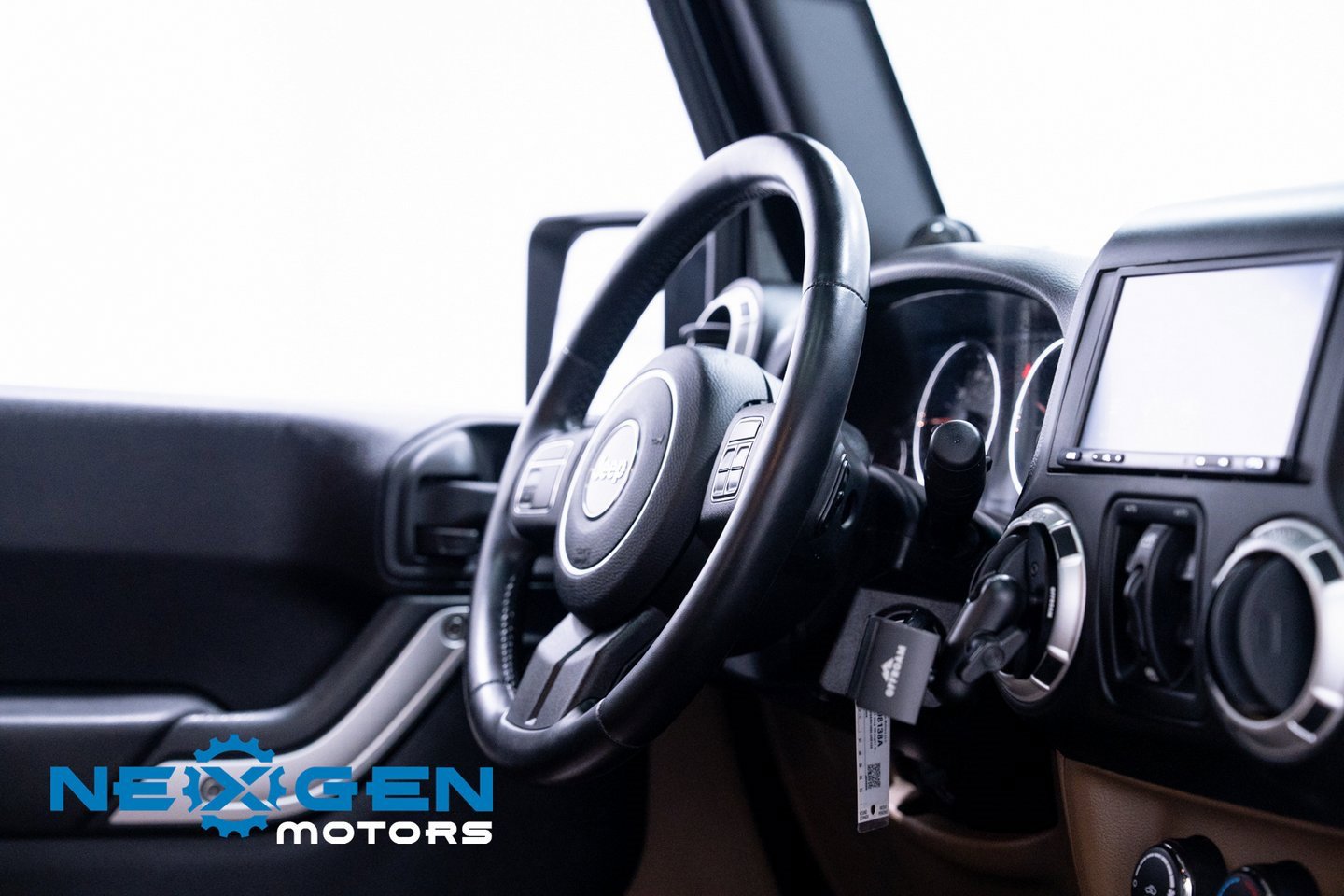 Used 2011 Jeep Wrangler Unlimited Rubicon image 55