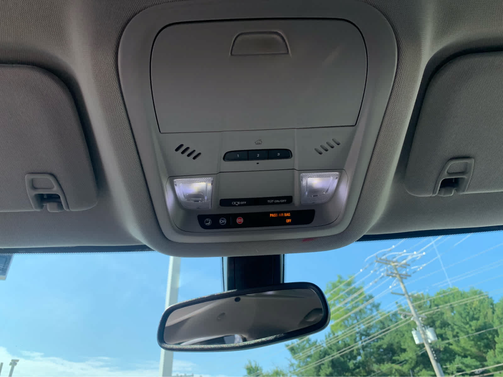 Used 2017 GMC Acadia SLT FWD image 22