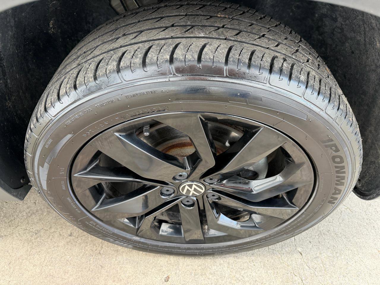 Used 2022 Volkswagen Taos SE image 16