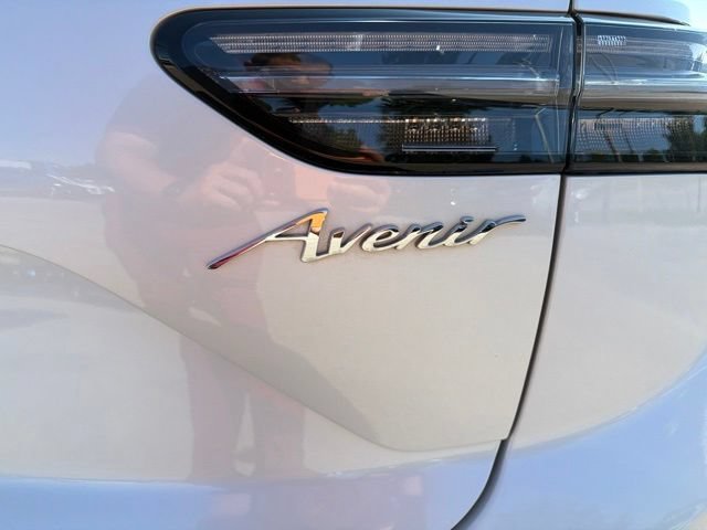 Certified 2023 Buick Envision Avenir AWD/4WD image 14
