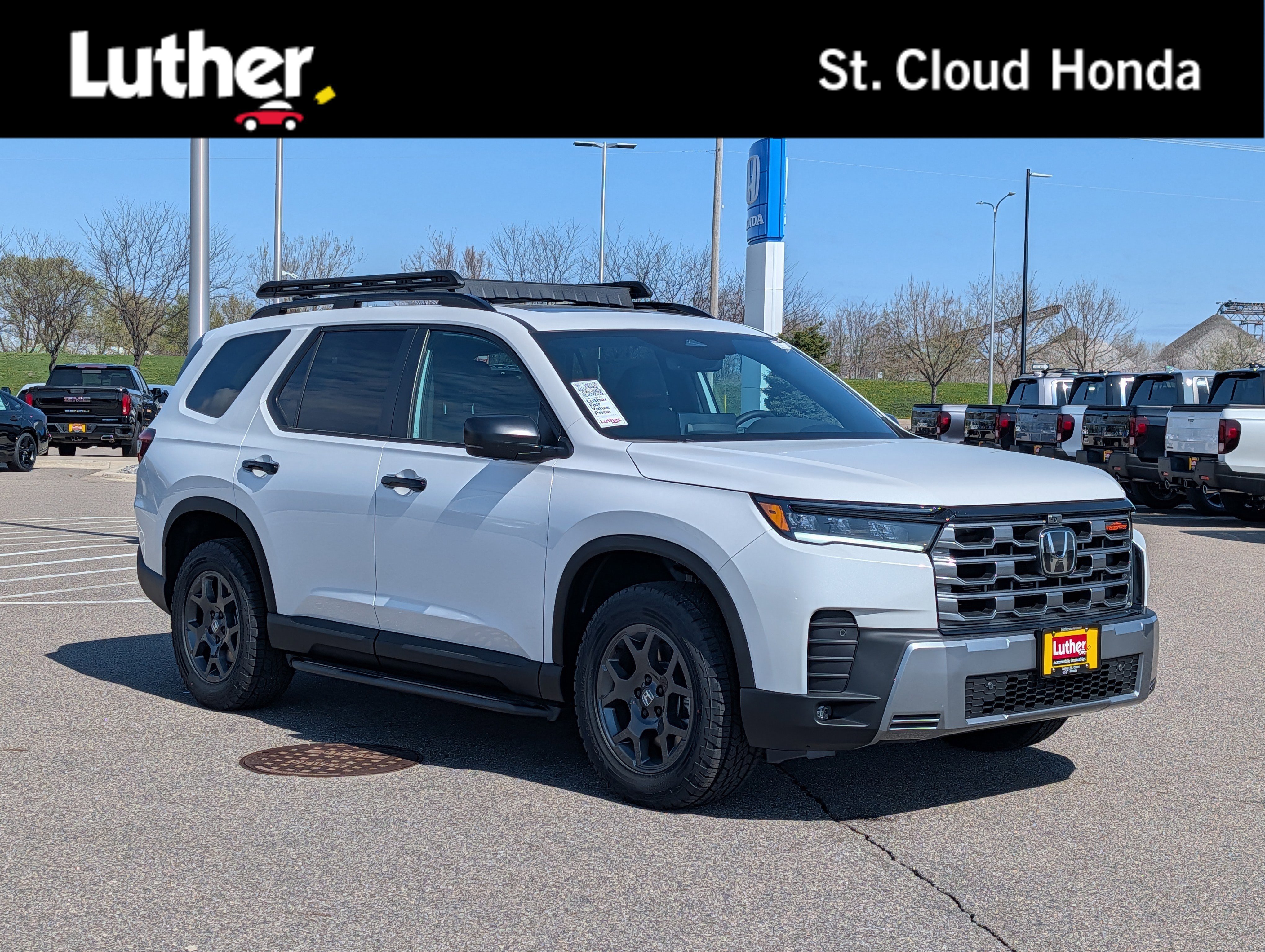 New 2026 Honda Pilot TrailSport image 1