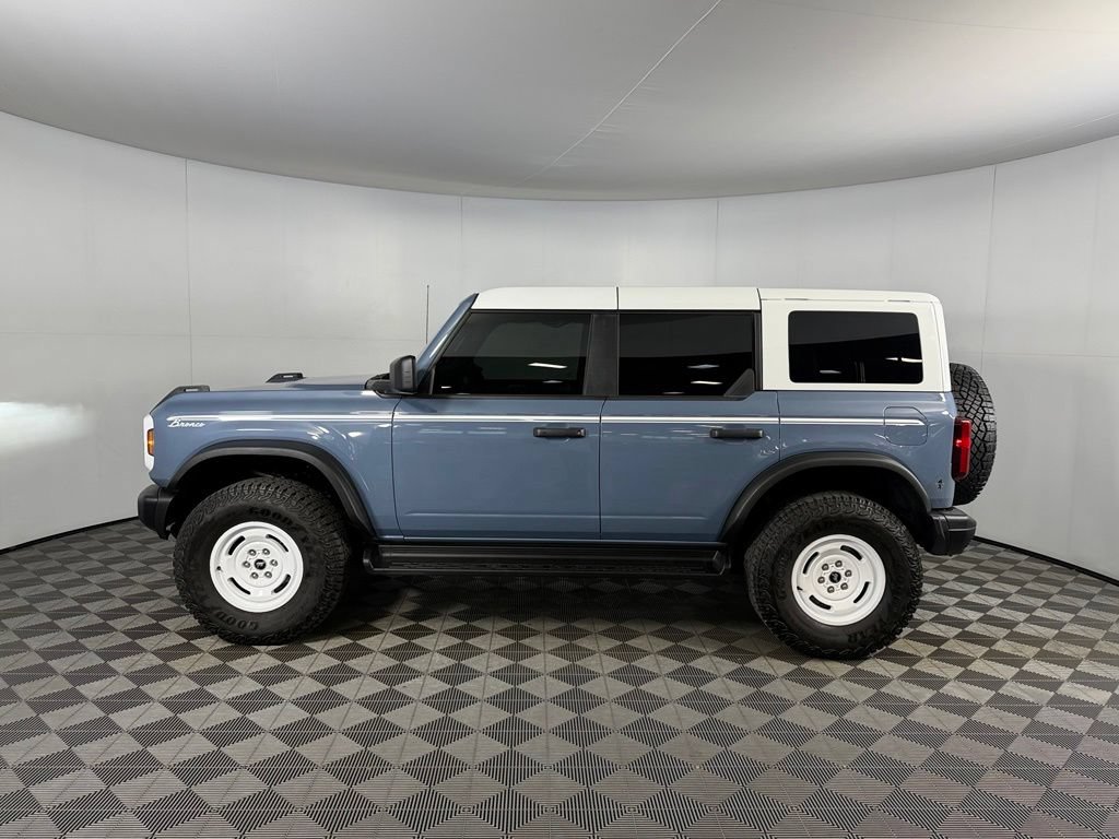 Used 2025 Ford Bronco Heritage Edition AWD/4WD image 9