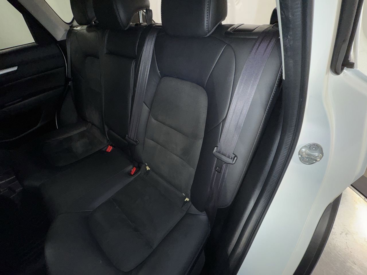 Used 2020 MAZDA CX-5 Touring image 29