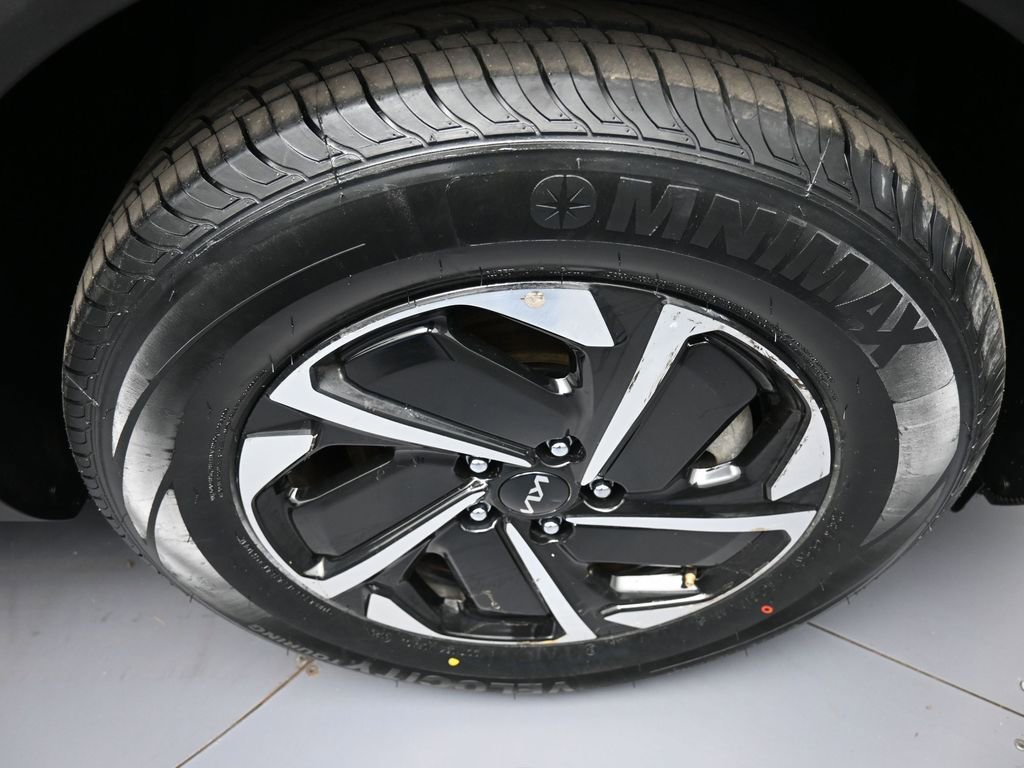 Certified 2023 Kia Sportage LX image 12