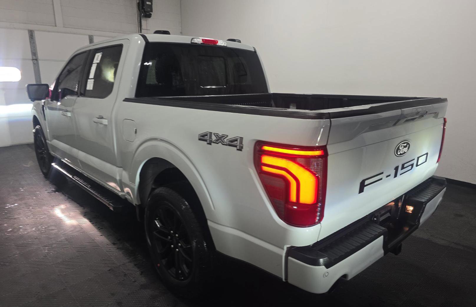 Used 2024 Ford F150 Lariat AWD/4WD image 6