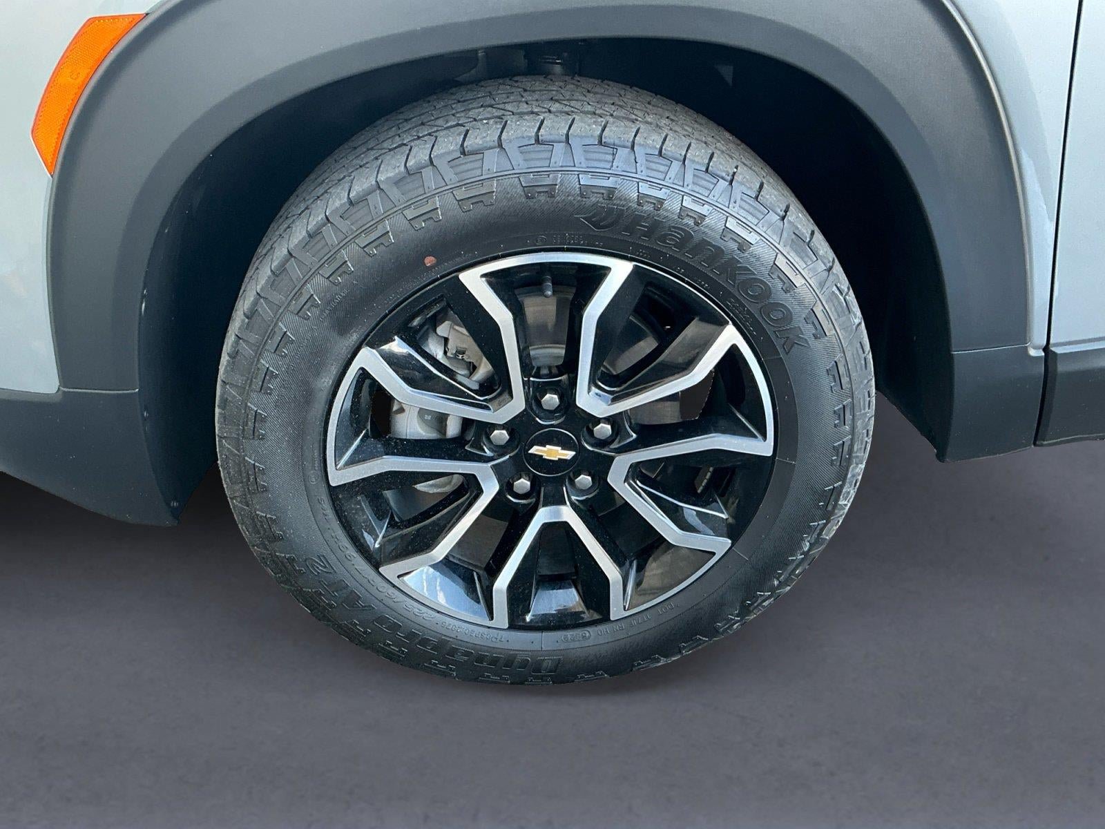 Used 2023 Chevrolet TrailBlazer ACTIV w/ Convenience Package FWD image 9