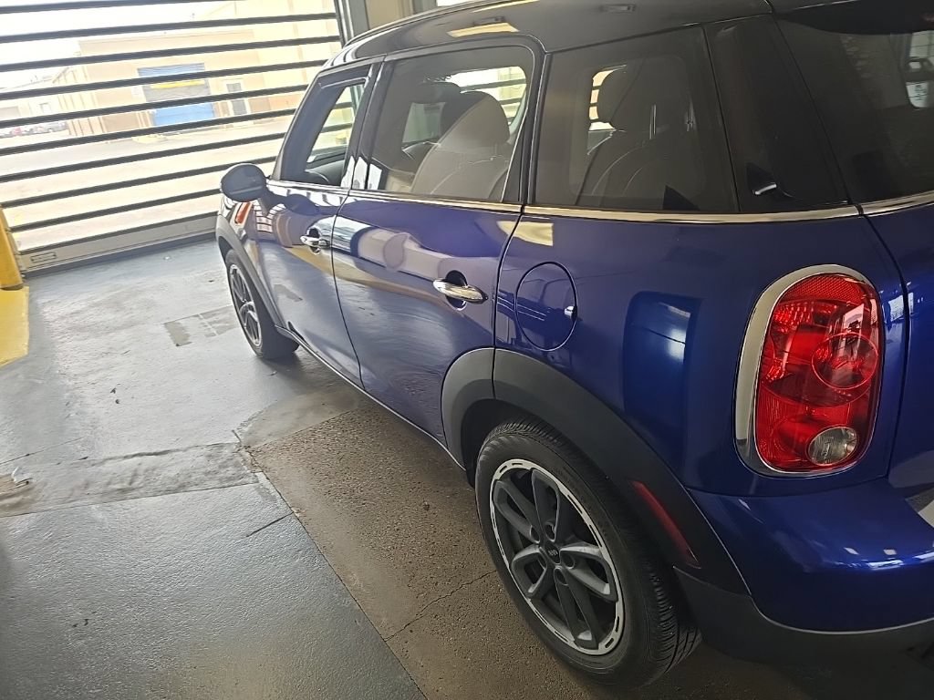Used 2016 MINI Cooper Countryman FWD image 4