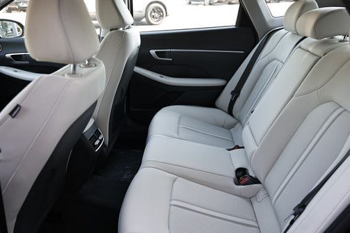 New 2026 Hyundai Sonata SEL FWD image 10