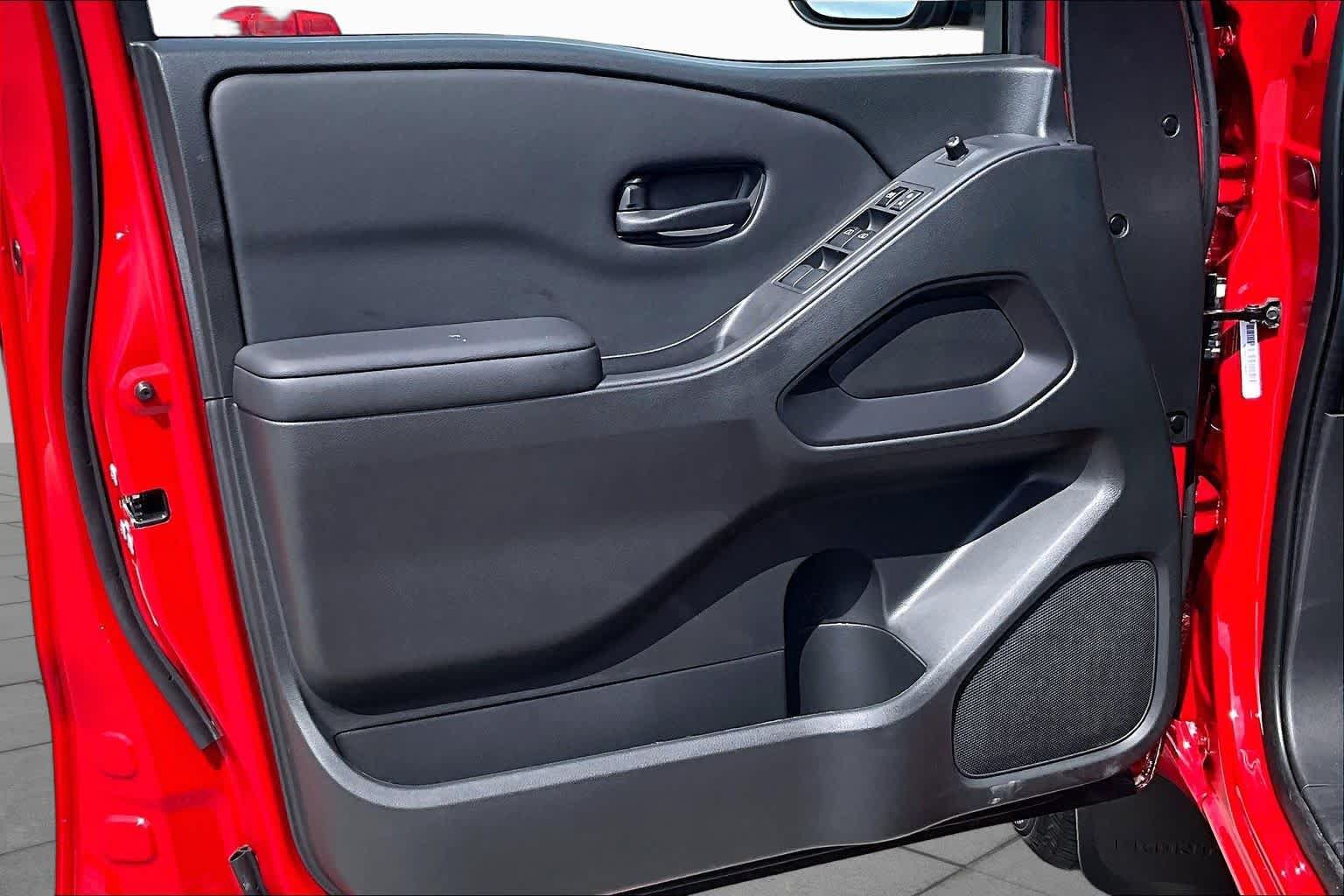 New 2027 Nissan Frontier SV w/ SV Convenience Package RWD image 10