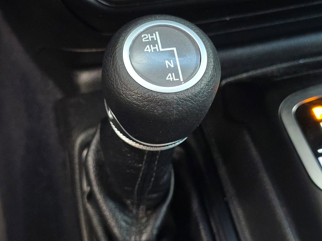 Used 2019 Jeep Wrangler Unlimited Sport AWD/4WD image 31